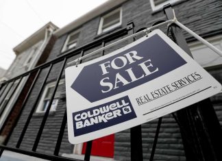 US average mortgage rates steady; 30-year stays at 4.45 percent